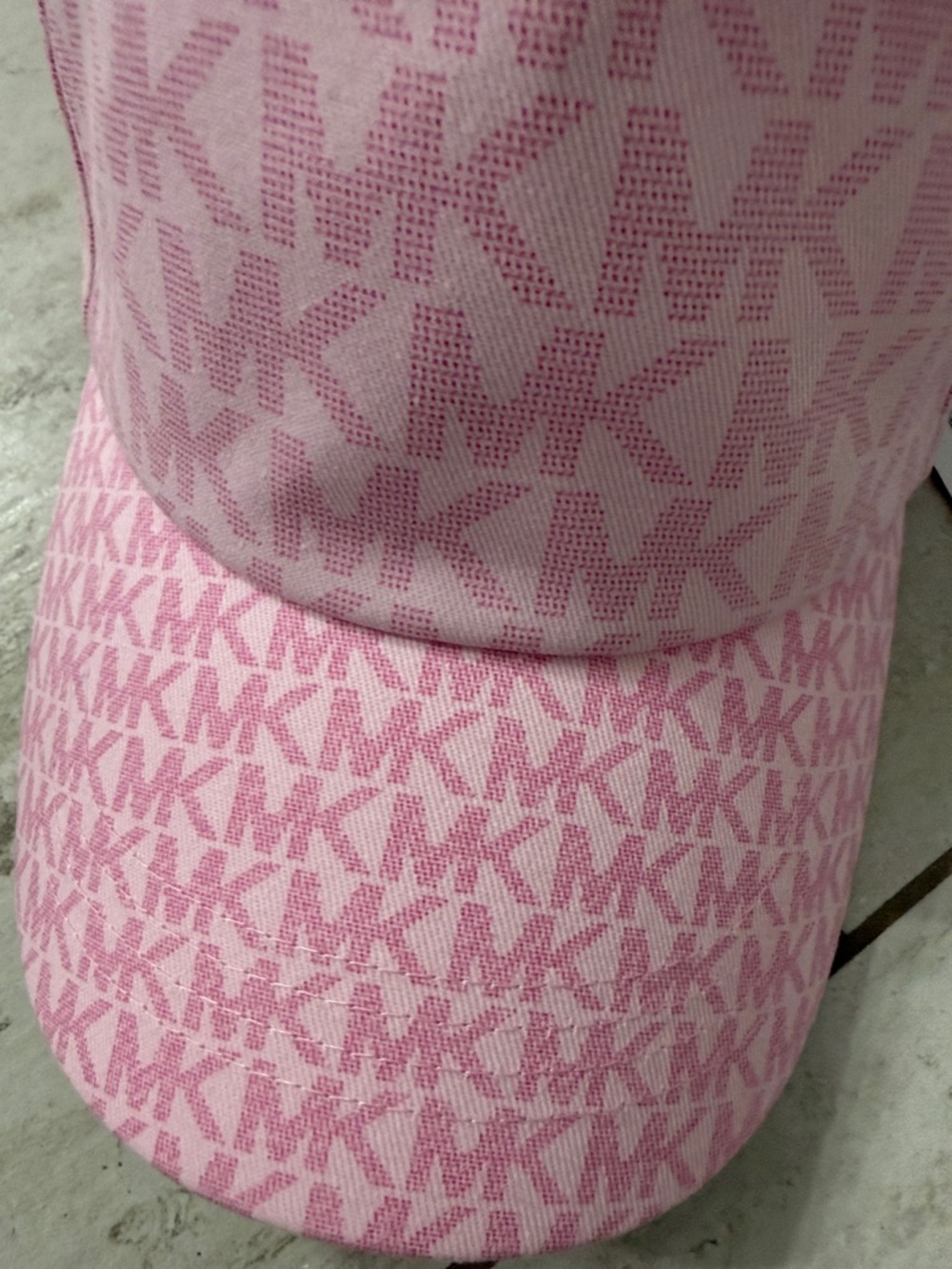 Michael Kors Light Pink MK Logo Baseball Cap..ladies ..silver snap back..new - Picture 2 of 7
